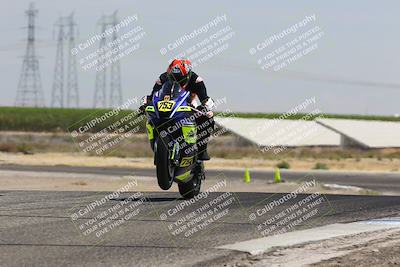 media/Aug-03-2025-TrackDaz (Sun) [[bf4a71acf9]]/A Group/12pm (Wheelie Bump)/